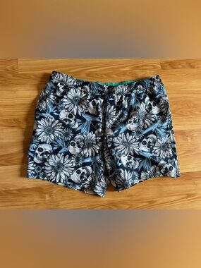 Men’s Floral And Skull No Boundaries Bathing Suit XL